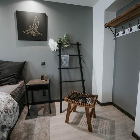 Pinska Guesthouse Cozy Apartment Βιλιάντι Εξωτερικό φωτογραφία