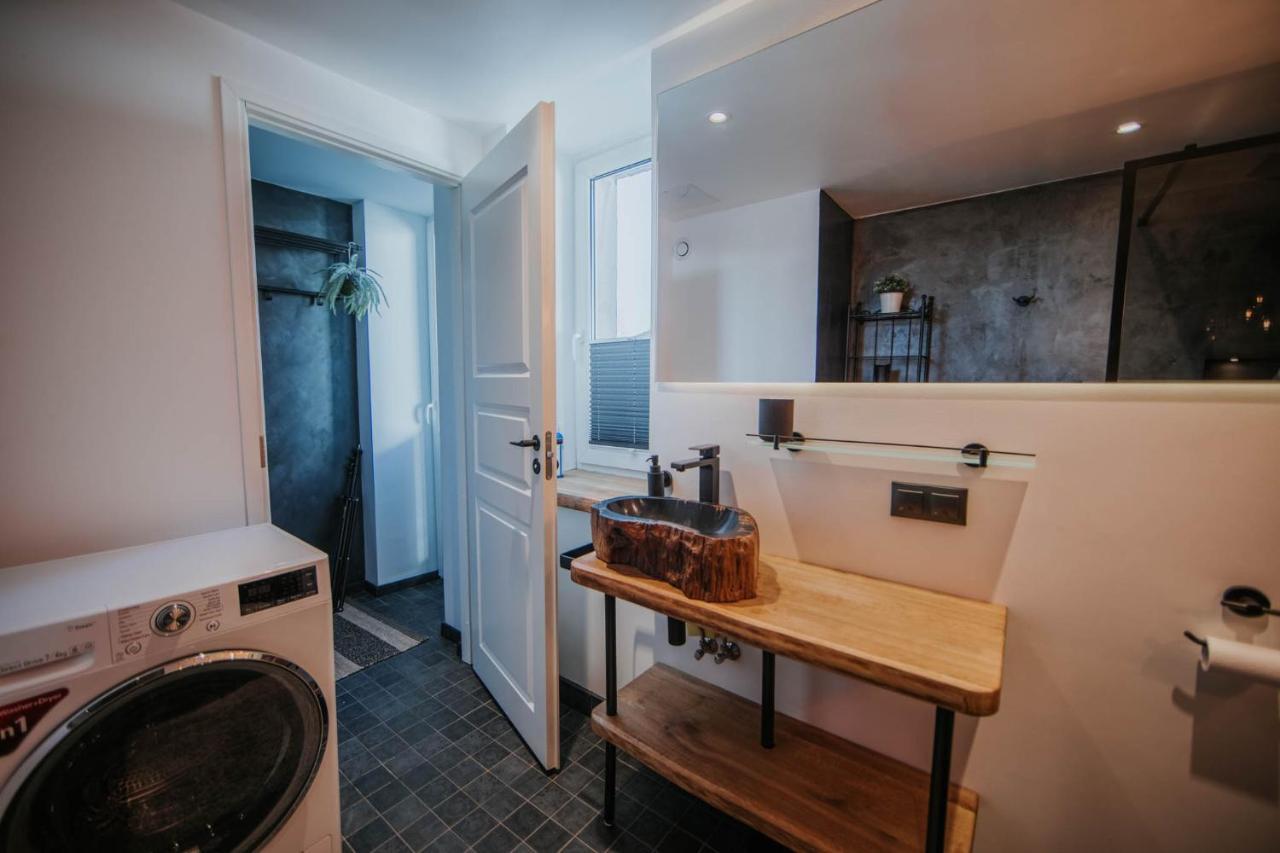 Pinska Guesthouse Cozy Apartment Βιλιάντι Εξωτερικό φωτογραφία